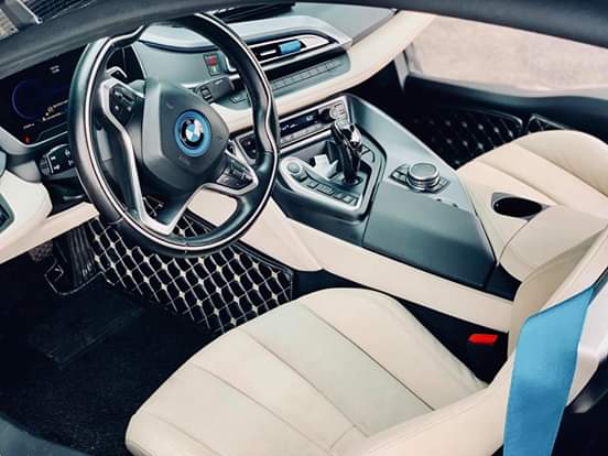 BMW i8 2014 - Cần bán gấp BMW i8 sản xuất 2014, nhập khẩu nguyên chiếc