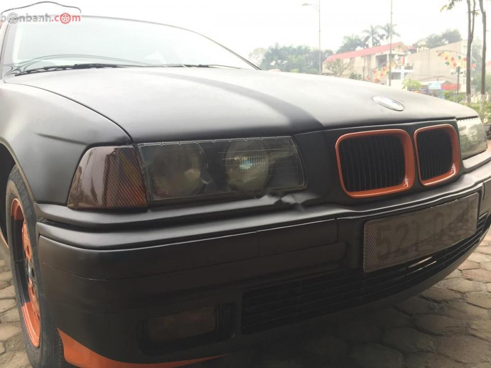 BMW 3 Series 320i 1996 - Xe BMW 3 Series 320i năm 1996, màu đen, nhập khẩu