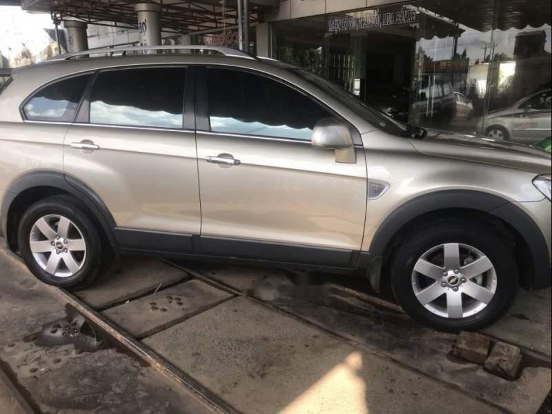 Chevrolet Captiva   2010 - Bán Chevrolet Captiva 2010 số sàn, xe gia đình sử dụng