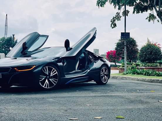 BMW i8 2014 - Cần bán gấp BMW i8 sản xuất 2014, nhập khẩu nguyên chiếc