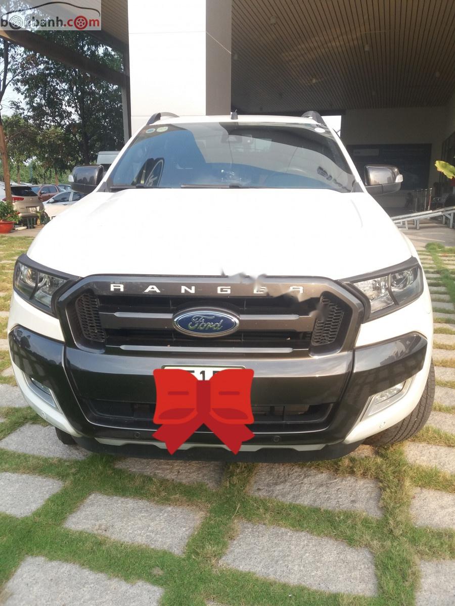 Ford Ranger Wildtrak 3.2 L 2017 - Công ty em cần bán Ford Ranger Wildtrak 3.2L, xe chạy 20.000km