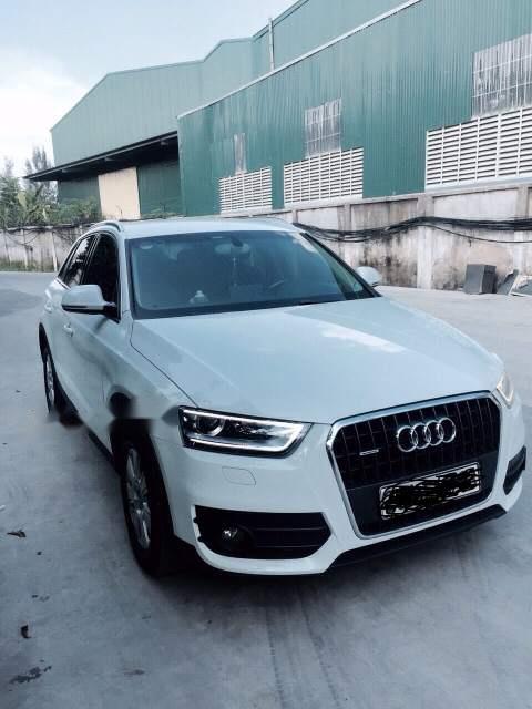 Audi Q3 2012 - Cần bán lại xe Audi Q3 sản xuất năm 2012, màu trắng, nhập khẩu nguyên chiếc Nhật