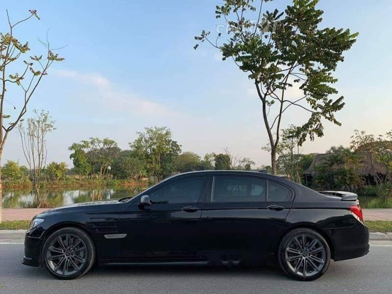 BMW 7 Series 750Li  2011 - Bán BMW 7 Series 750Li sản xuất 2011, màu đen, xe nhập xe gia đình