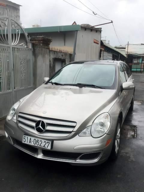 Mercedes-Benz R class R350 2007 - Cần bán Mercedes R350 đời 2007, màu bạc, nhập khẩu 