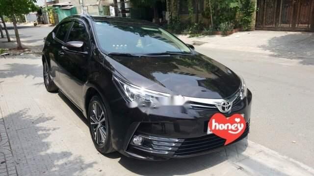 Toyota Corolla altis 2018 - Cần bán lại xe Toyota Corolla Altis năm 2018, nhập khẩu nguyên chiếc