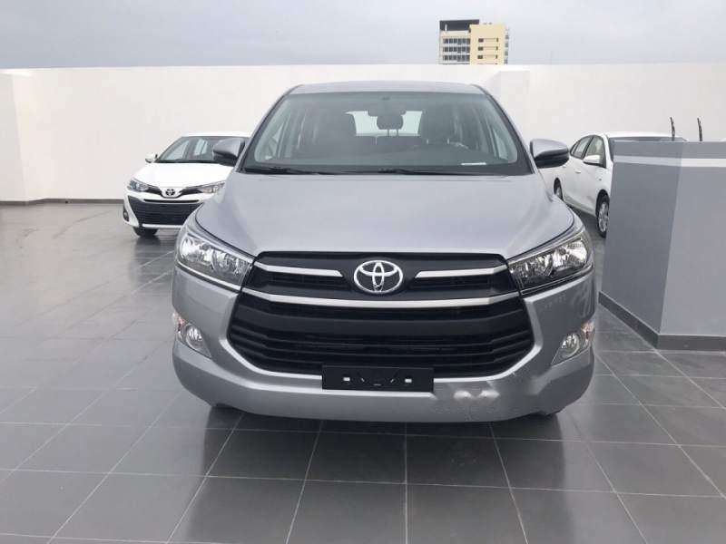 Toyota Innova 2019 - Bán xe Toyota Innova đời 2019, màu bạc