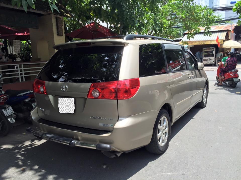 Toyota Sienna LE 2008 - Gia đình cần bán xe Sienna 2008, số tự động, bản LE, hai cửa điện