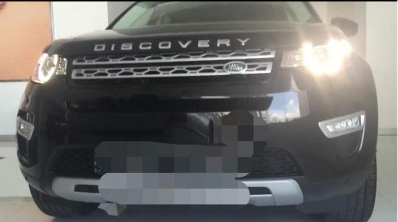 LandRover Discovery 2017 - Cần bán LandRover Discovery sản xuất 2017, màu đen, nhập khẩu nguyên chiếc