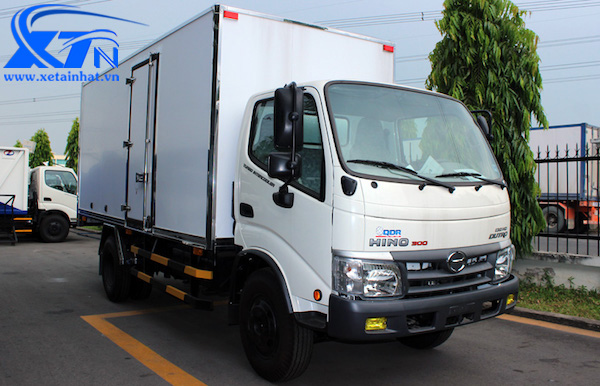 Hino Dutro 2018 - Xe tải Hino 3T5 XZU352L, thùng dài 5.7m