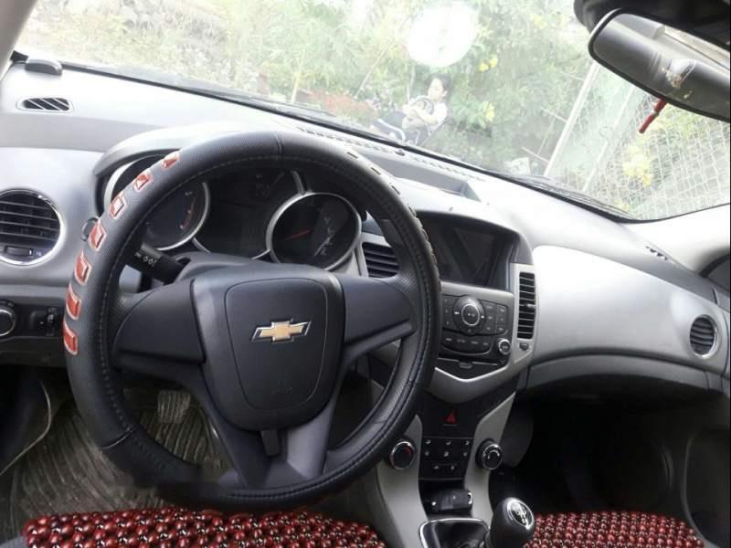 Chevrolet Cruze   2011 - Cần bán xe Chevrolet Cruze đời 2011, màu bạc