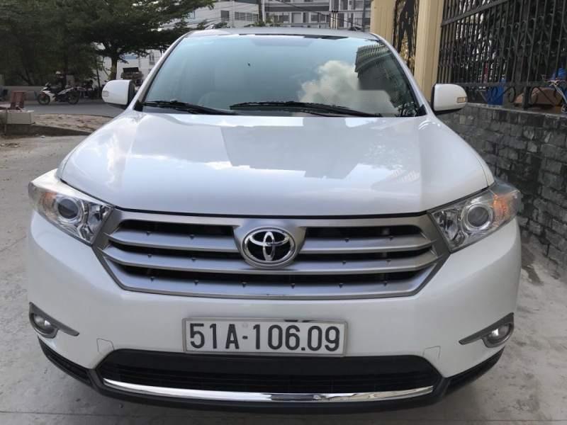 Toyota Highlander  SE  2011 - Cần bán xe Toyota Highlander SE sản xuất 2011, màu trắng, xe nhập