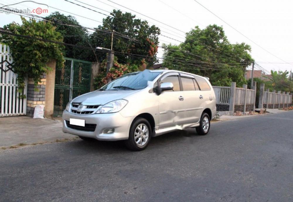 Toyota Innova 2.0G 2007 - Gia đình bán Toyota Innova 2.0G đời 2007