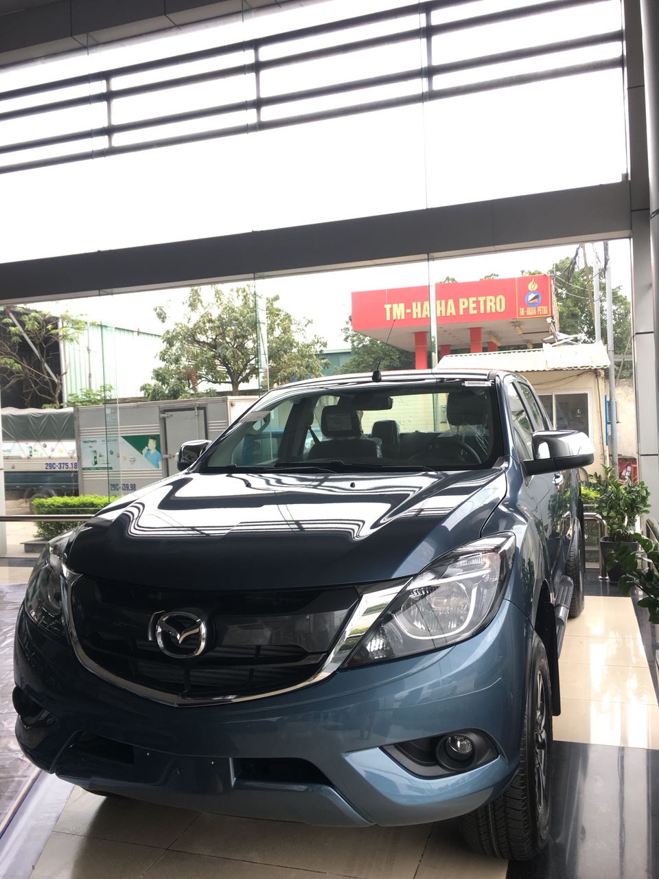 Mazda BT 50 2018 - Xả hàng BT50 2.2 ATH cao cấp giá ưu đãi sập sàn. Hỗ trợ thủ tục ra biển, trả góp 