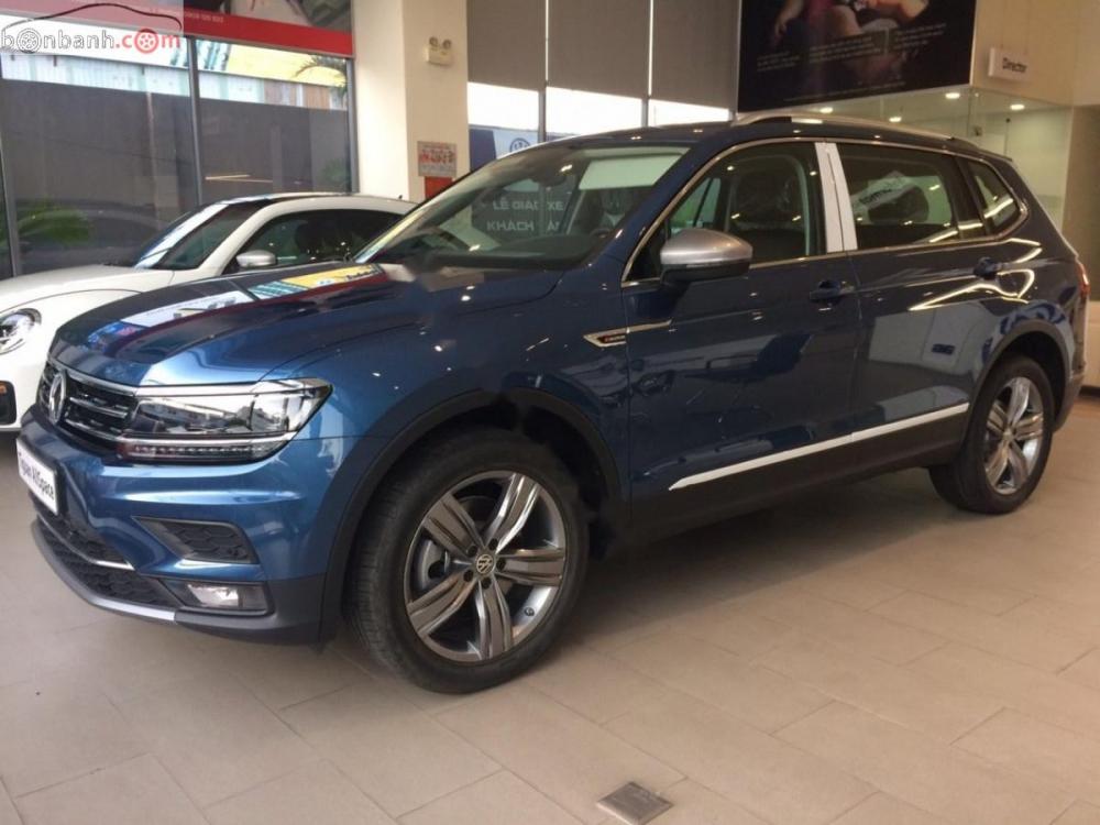 Volkswagen Tiguan All Space 2018 - Bán Volkswagen Tiguan All Space đời 2018, màu xanh lam, xe nhập