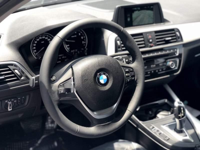 BMW 1 Series  118i  2019 - Bán BMW 118i đời 2019, màu xanh lam, xe nhập 