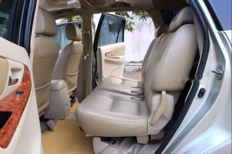 Toyota Innova 2.0G 2007 - Bán Toyota Innova 2.0G sản xuất 2007, màu bạc ít sử dụng, giá cạnh tranh