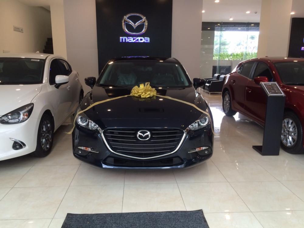 Mazda 3 2019 - Mazda Giải Phóng xả hàng MD3 FL 2019 trưng bày giá cực sốc, hỗ trợ trả góp lên tới 90%