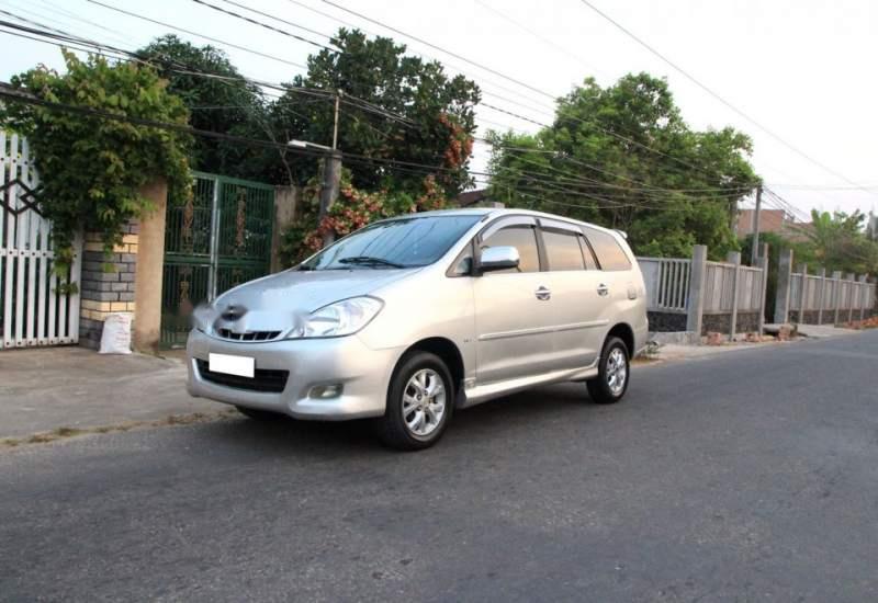 Toyota Innova 2.0G 2007 - Bán Toyota Innova 2.0G sản xuất 2007, màu bạc ít sử dụng, giá cạnh tranh