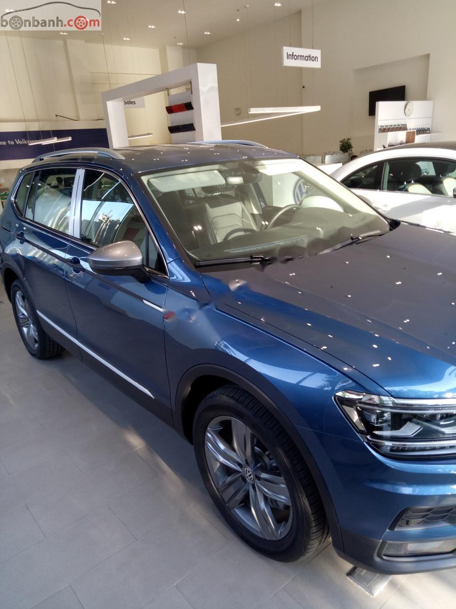 Volkswagen Tiguan All Space 2018 - Bán Volkswagen Tiguan All Space đời 2018, màu xanh lam, xe nhập