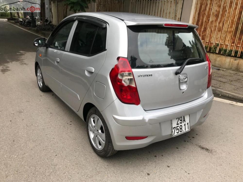 Hyundai i10 1.2 2014 - Bán Hyundai i10 1.2 năm sản xuất 2014, màu bạc, nhập khẩu 