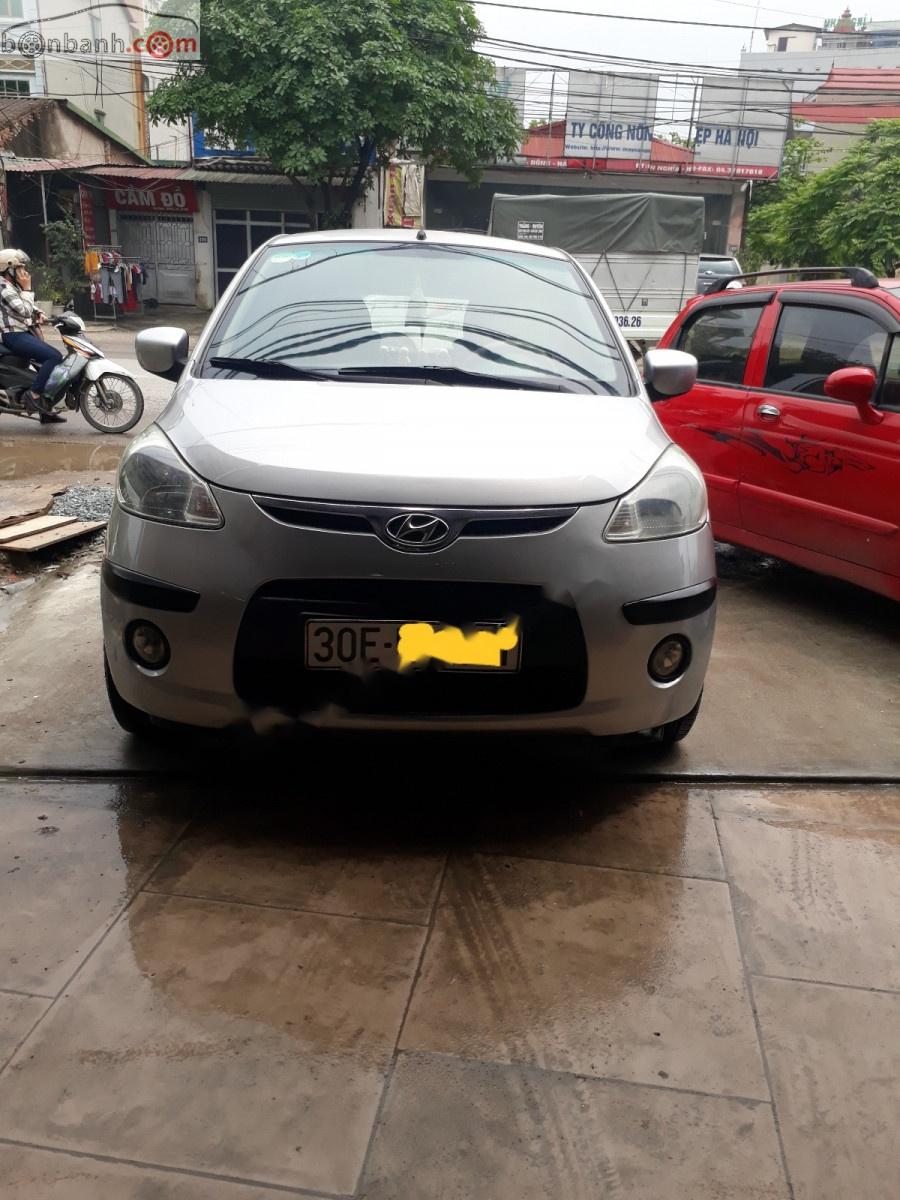 Hyundai i10 2008 - Cần bán lại xe Hyundai i10 đời 2008, màu bạc, nhập khẩu