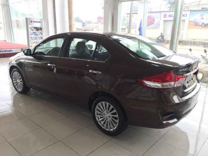 Suzuki Ciaz 2019 - Cần bán Suzuki Ciaz đời 2019, màu nâu, nhập khẩu