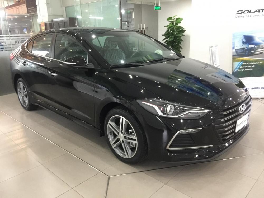 Hyundai Elantra 1.6 AT Turbo 2019 - Bán Hyundai Elantra 1.6 Turbo đen 2019 xe giao ngay, giá khuyến mãi sập sàn, hỗ trợ vay trả góp - LH: 0977 139 312