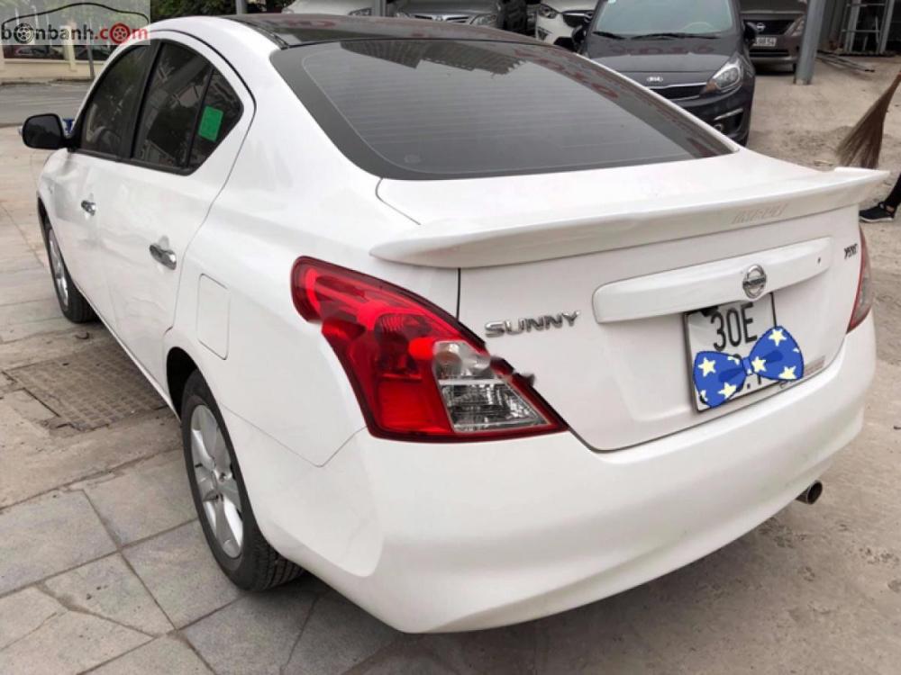 Nissan Sunny  XV  2016 - Bán Nissan Sunny XV (tự động) sản xuất cuối 2016, màu trắng, xe mới đi 3,8 vạn km