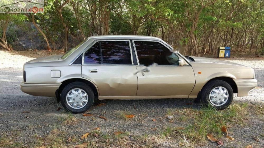 Isuzu Gemini 1997 - Bán Isuzu Gemini đời 1997, màu ghi, xe nhập khẩu nguyên chiếc từ Nhật Bản