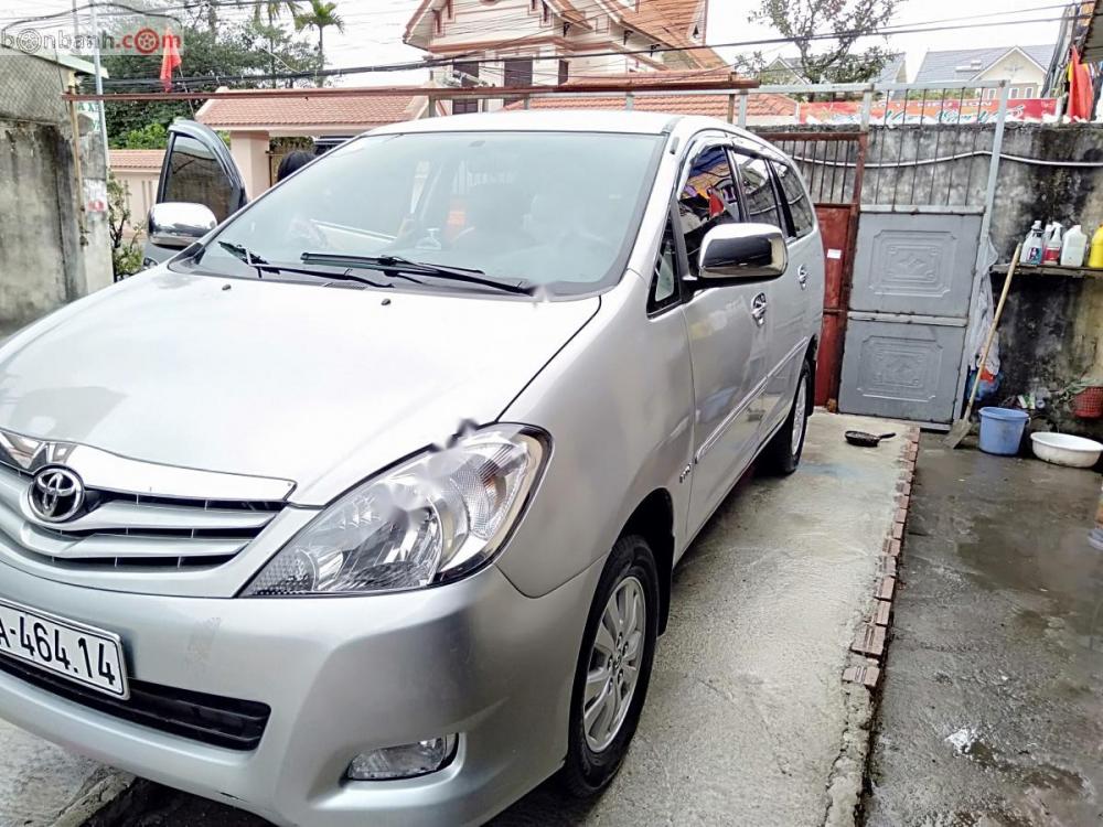 Toyota Innova G 2012 - Bán xe Toyota Innova G đời 2012, màu bạc, xe không đâm va ngập nước