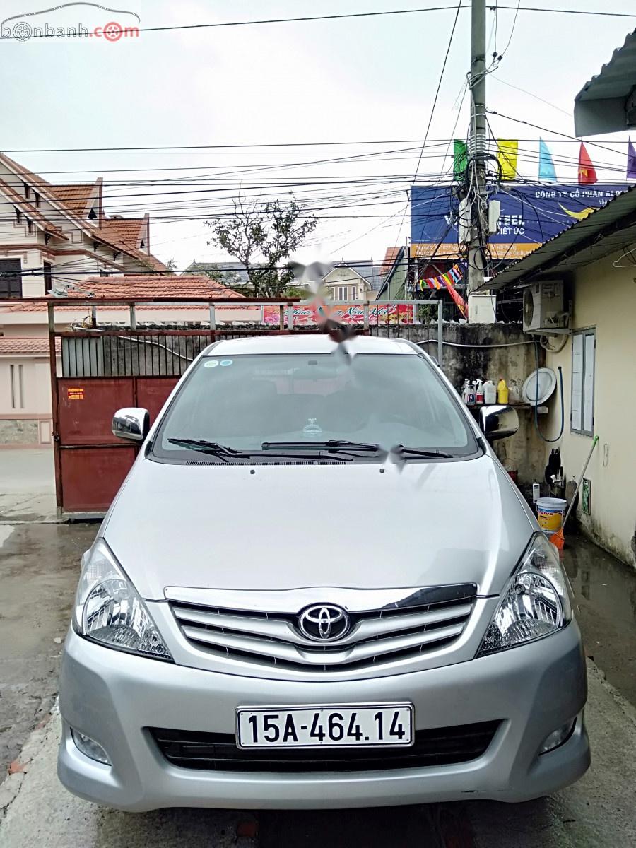 Toyota Innova G 2012 - Bán xe Toyota Innova G đời 2012, màu bạc, xe không đâm va ngập nước