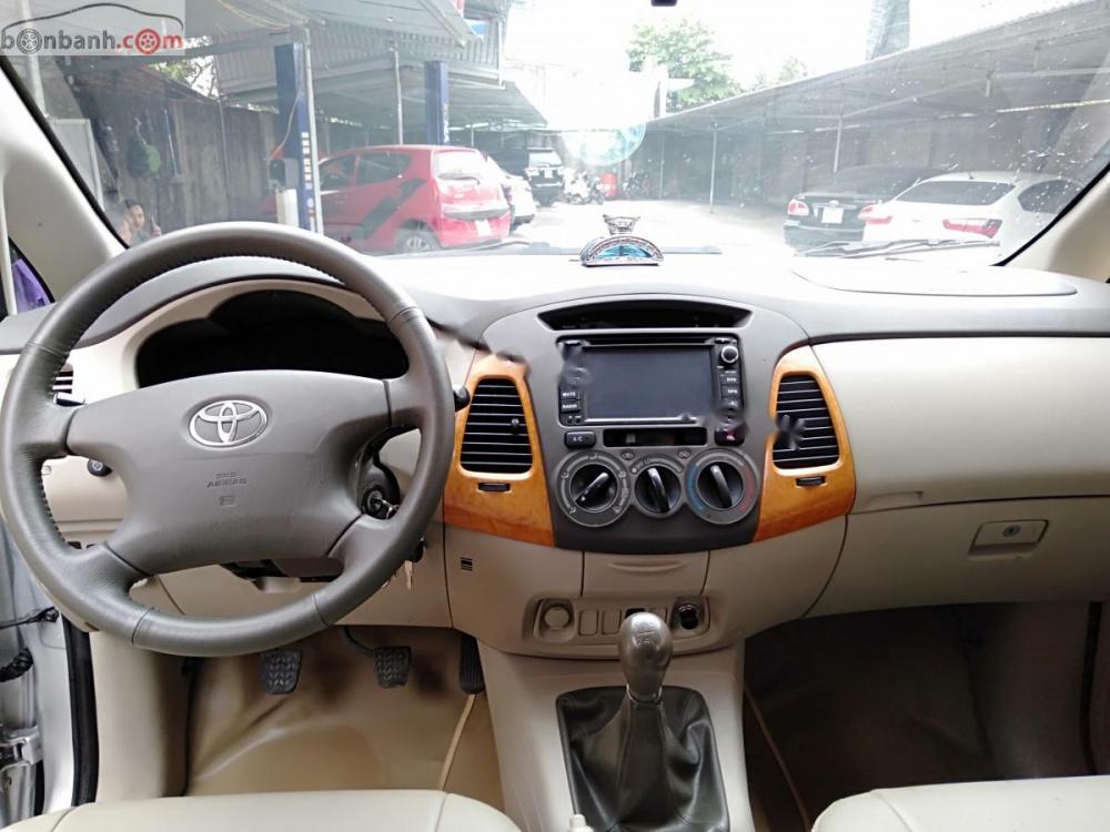 Toyota Innova G 2012 - Bán xe Toyota Innova G đời 2012, màu bạc, xe không đâm va ngập nước