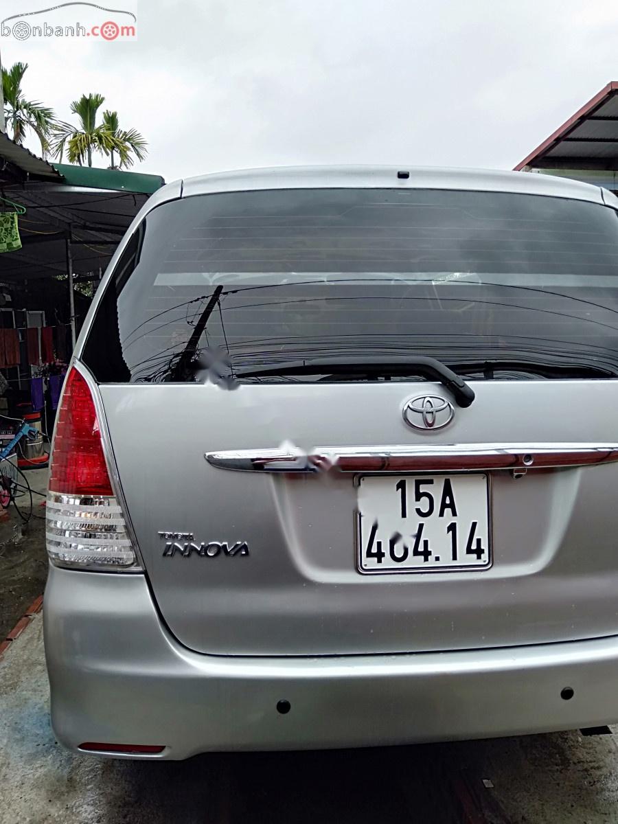 Toyota Innova G 2012 - Bán xe Toyota Innova G đời 2012, màu bạc, xe không đâm va ngập nước