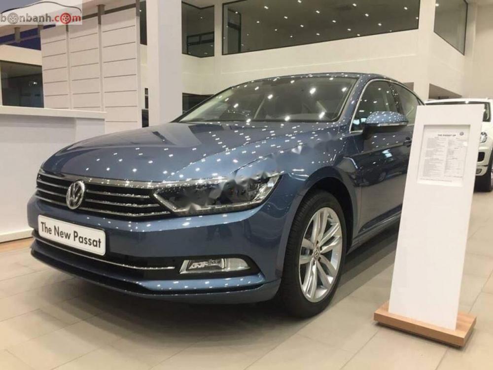 Volkswagen Passat 1.8TSI 2017 - Bán xe Volkswagen Passat 1.8TSI năm sản xuất 2017, màu xanh lam, nhập khẩu nguyên chiếc