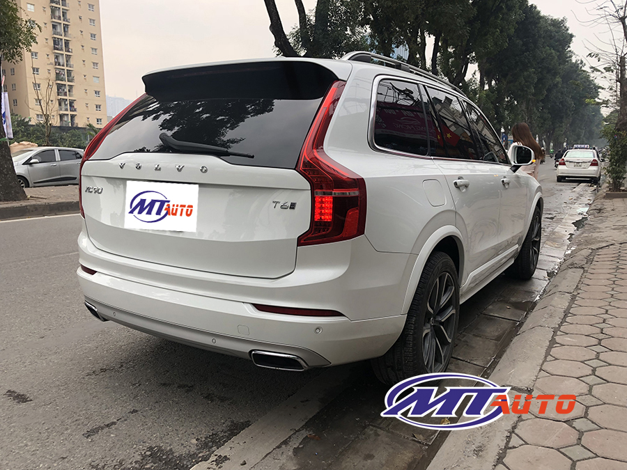 Volvo XC90 Momentum 2017 - Bán ô tô Volvo XC90 Momentum 2017, màu trắng, xe nhập khẩu - LH em Hương 0945392468