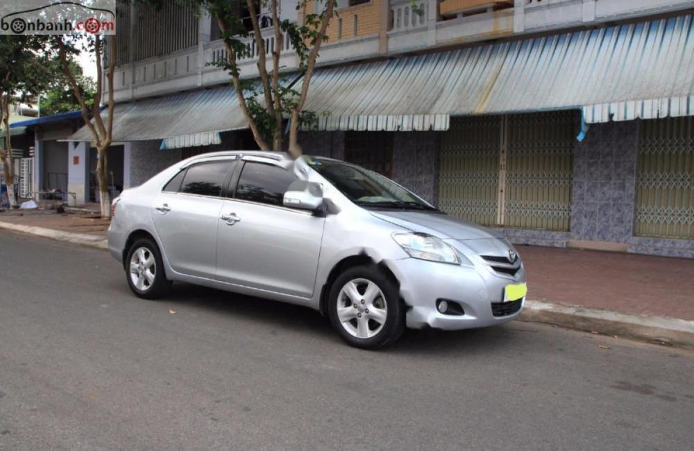 Toyota Vios E 2008 - Bán xe Toyota Vios E sản xuất 2008, màu bạc chính chủ giá cạnh tranh