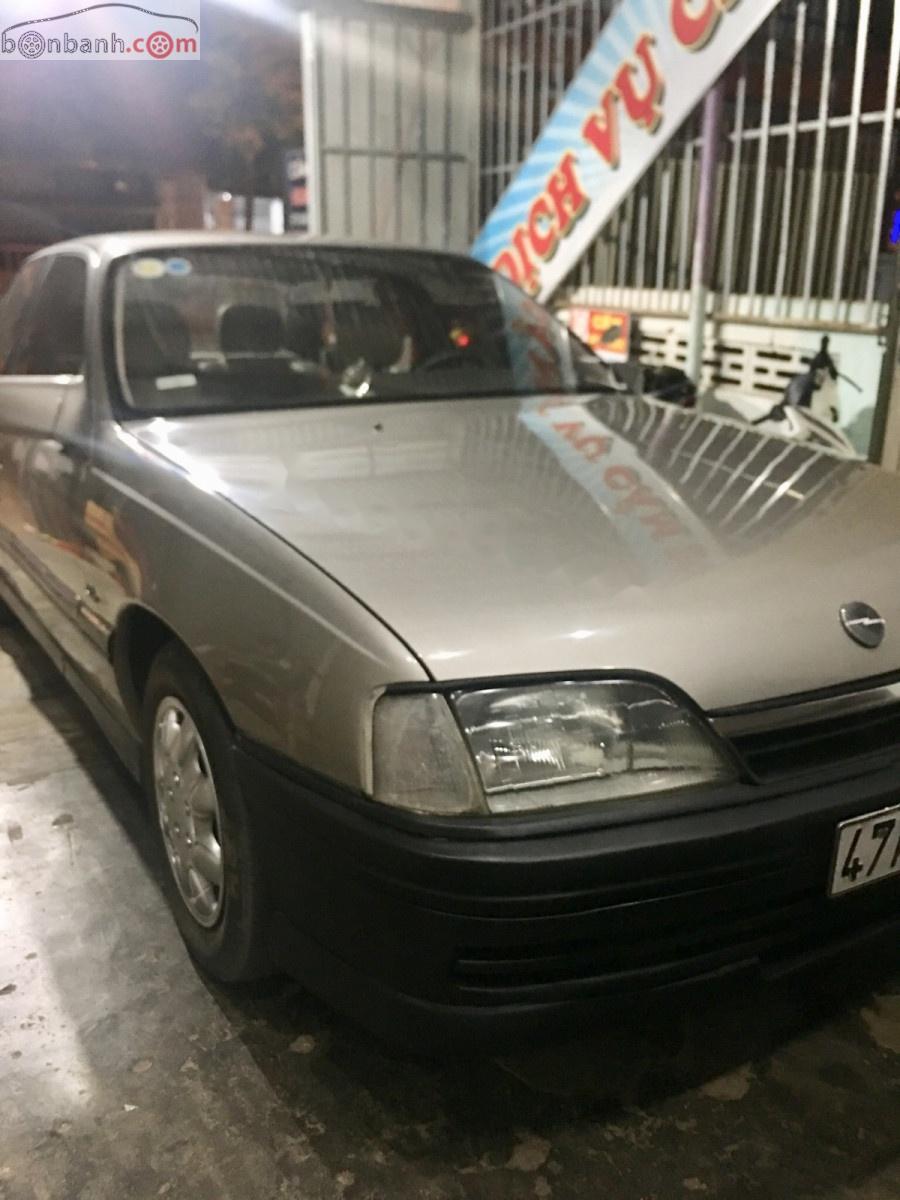 Opel Omega 1993 - Xe Opel Omega sản xuất năm 1993, màu bạc, nhập khẩu