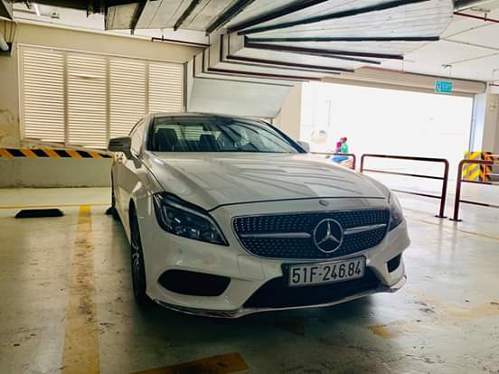 Mercedes-Benz CLS class CLS500AMG 2015 - Cần bán gấp Mercedes-Benz CLS500 class đời 2015, màu trắng nhập khẩu