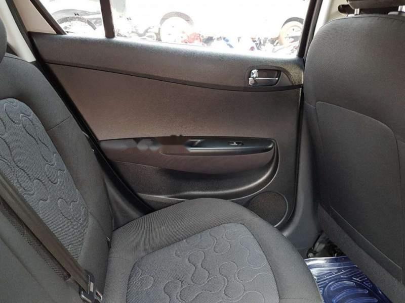 Hyundai i20  AT 2012 - Bán Hyundai i20 đời 2012, màu bạc, nhập khẩu, có cửa trời