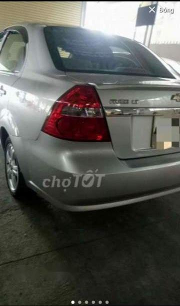 Chevrolet Aveo   2015 - Bán ô tô Chevrolet Aveo năm 2015, màu bạc, giá tốt