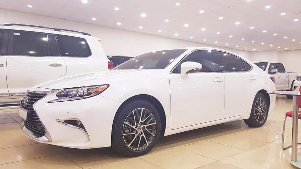 Lexus ES 350 2015 - Cần bán Lexus ES 350 đời 2016, màu trắng, nhập khẩu nguyên chiếc