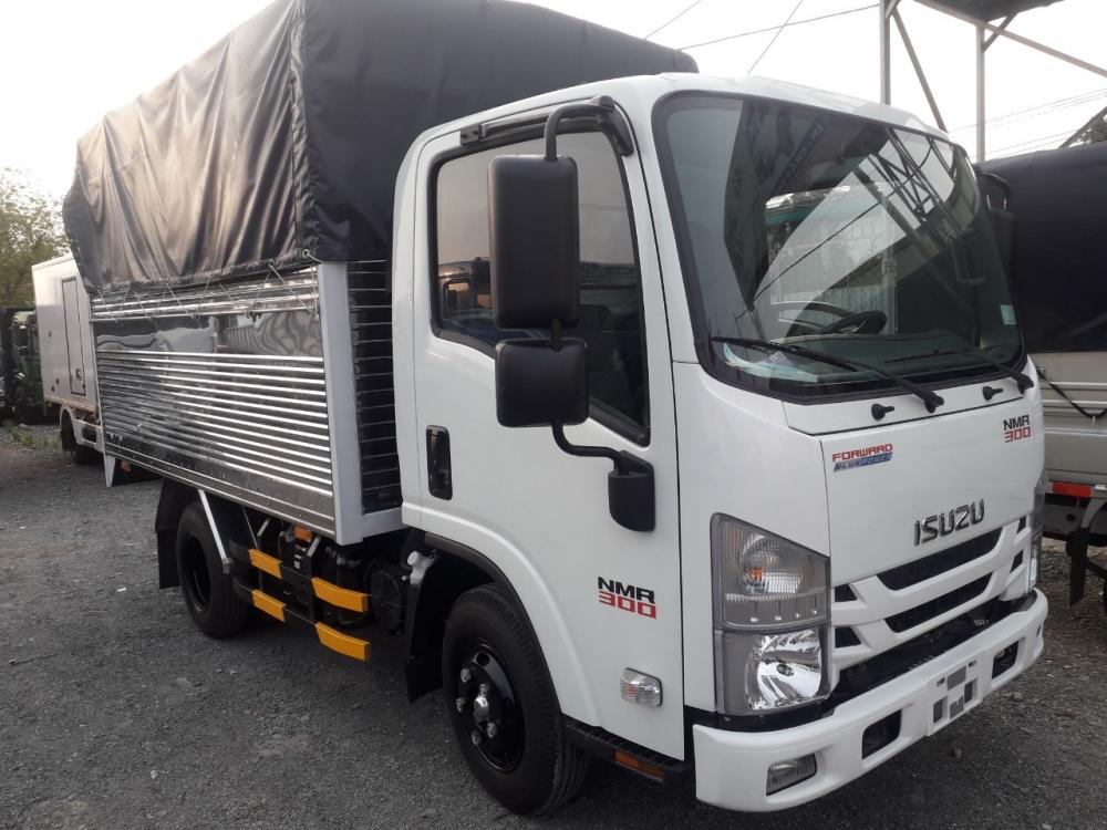 Isuzu QKR 77HE4 2018 - Bán xe tải Isuzu 2T4 thùng bạt giá rẻ thùng dài 3m1