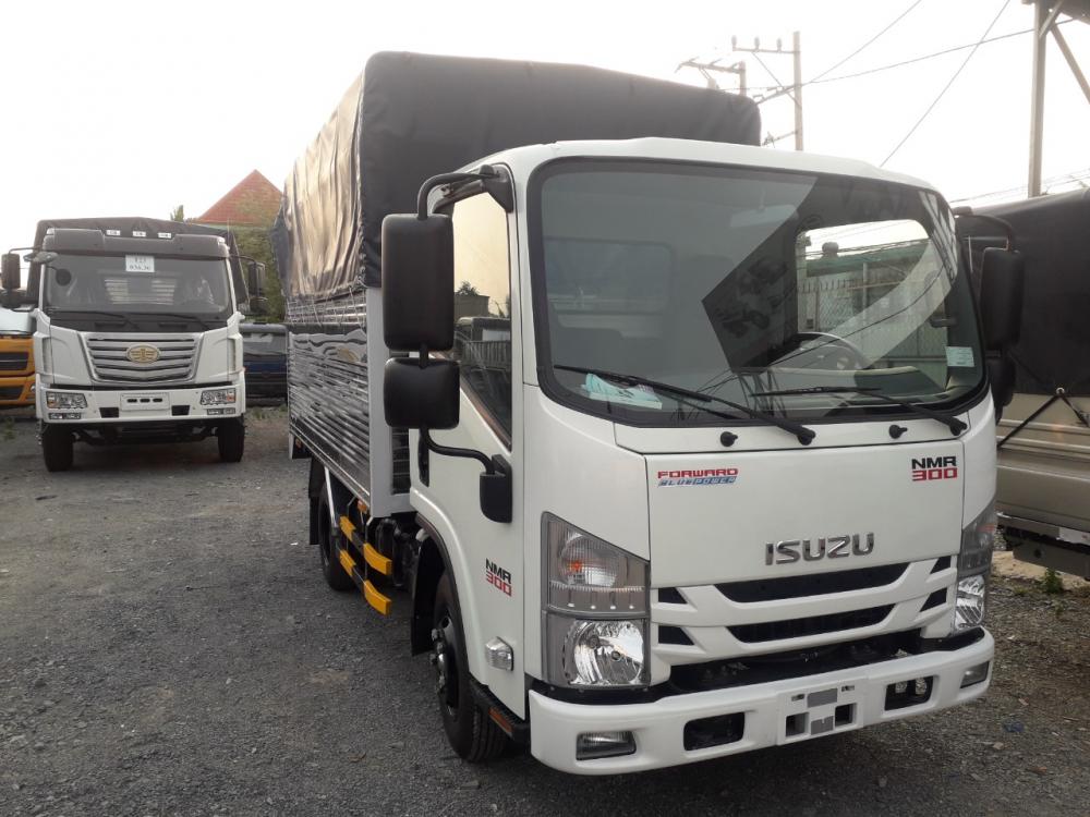 Isuzu QKR 77HE4 2018 - Bán xe tải Isuzu 2T4 thùng bạt thùng dài 3m1 nhập khẩu nguyên chiếc