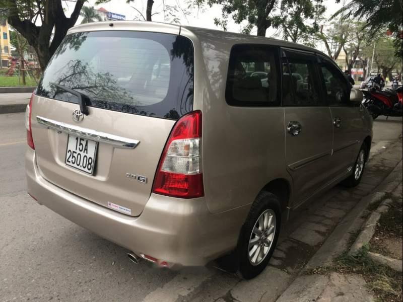 Toyota Innova   2012 - Cần bán xe Toyota Innova đời 2012, màu vàng chính chủ, giá 520tr