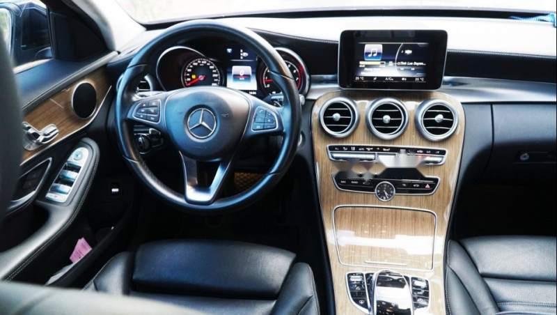 Mercedes-Benz C class  C250 2015 - Bán xe Mercedes C250 đời 2015, màu đen