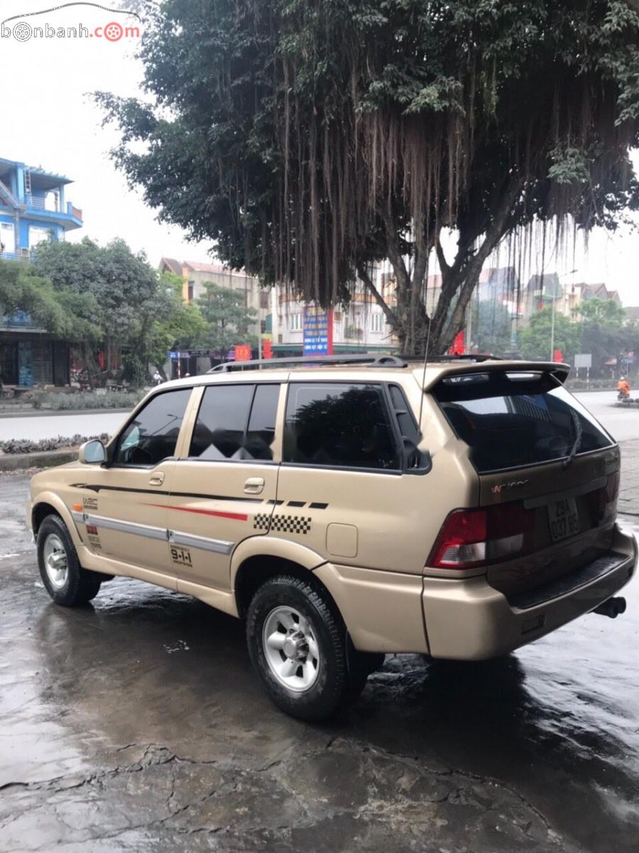 Ssangyong Musso 2003 - Cần bán gấp Ssangyong Musso năm sản xuất 2003, màu vàng, nhập khẩu nguyên chiếc số sàn giá cạnh tranh