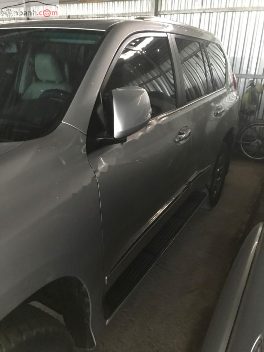 Lexus GX 460 2010 - Xe Lexus GX 460 năm 2010, màu bạc, xe nhập đã đi 72000 km