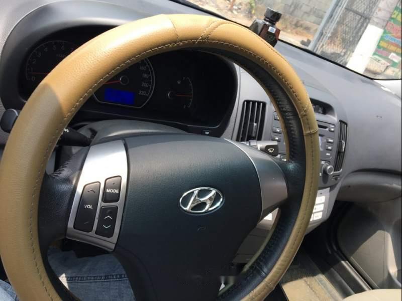 Hyundai Avante   2015 - Bán xe cũ Hyundai Avante đời 2015, màu bạc