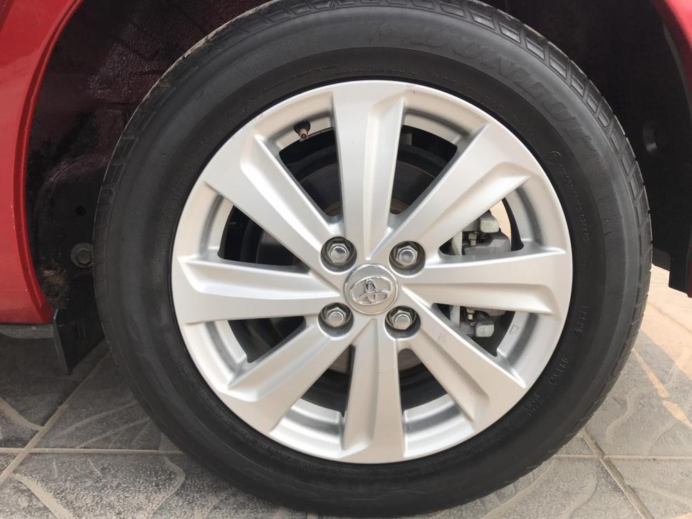 Toyota Yaris 1.3G 2015 - Cần bán xe Toyota Yaris 1.3G đời 2015, màu đỏ, nhập khẩu, giá chỉ 558 triệu