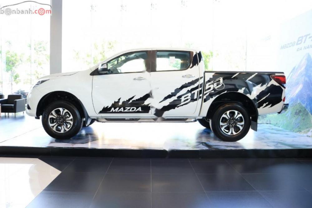 Mazda BT 50 2.2L 4x2 AT 2018 - Cần bán Mazda BT 50 2.2L 4x2 AT 2018, màu trắng, nhập khẩu